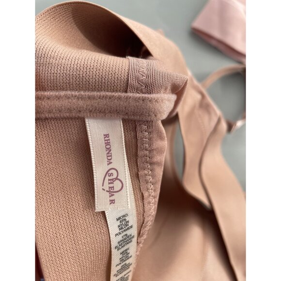Rhonda Shear 2Pack Molded Cup Bra with Wrap Back Size 3X Pink Beige Lounge 665.5 - Picture 5 of 10
